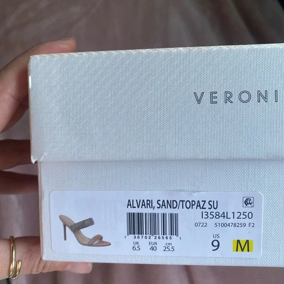 Veronica Beard Sandals Alvari Sand Topaz Heels - Picture 7 of 7